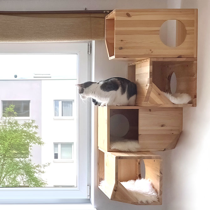 Catissa_Wall_Mounted_Cat_House_M2